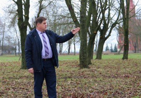 Сапеговский парк возрождают в Деречине Сапеговский парк возрождают в Деречине